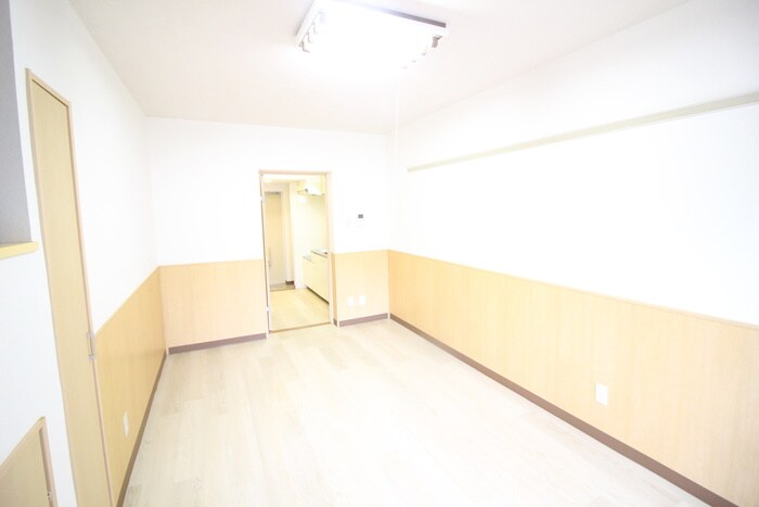 物件内観写真21　(居室)