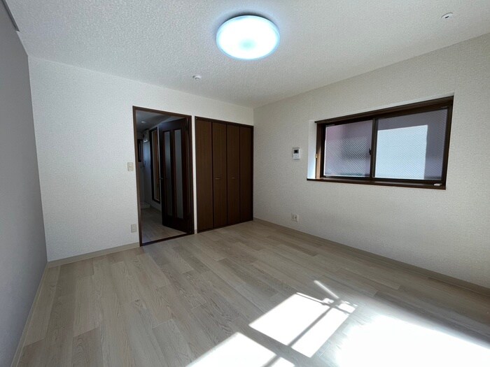 物件内観写真7　(居室)