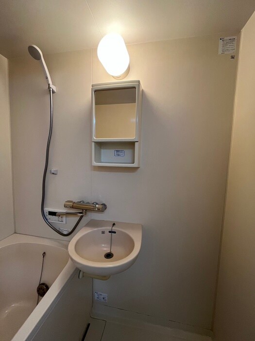 物件内観写真13　(洗面)