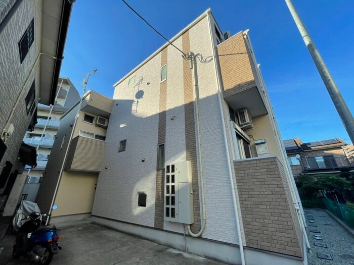 物件外観写真1　(外観写真)