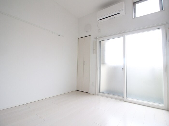 物件内観写真10　(居室)