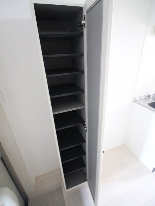 物件内観写真18　(靴箱)