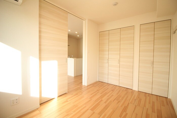 物件内観写真10　(居室)