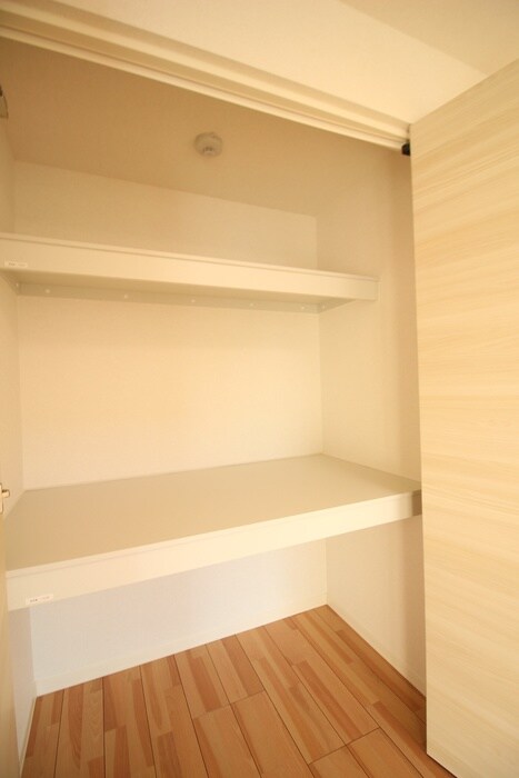物件内観写真17　(収納)