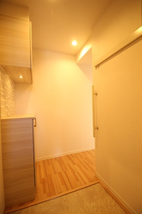 物件内観写真20　(玄関)