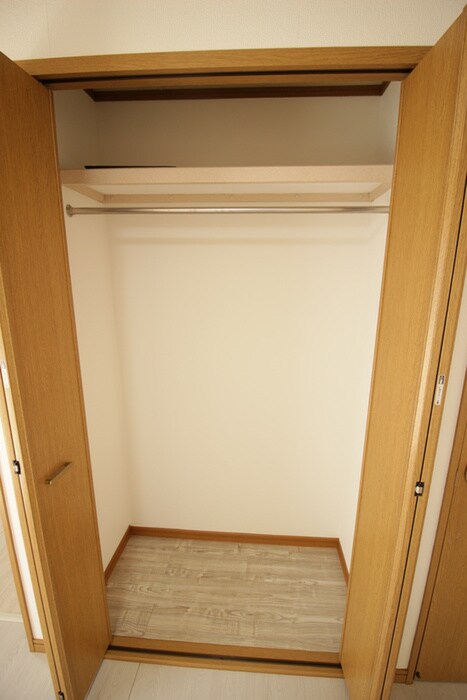 物件内観写真11　(収納)