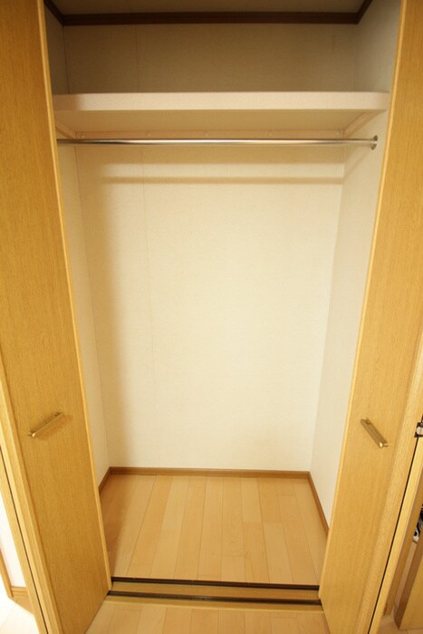 物件内観写真16　(収納)