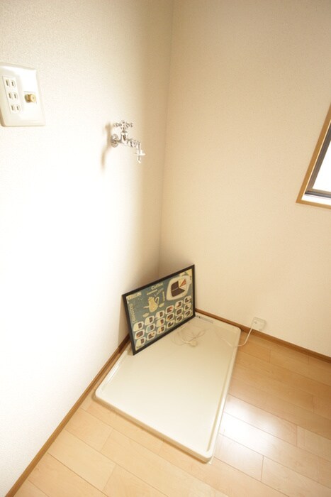 物件内観写真20　(洗濯機置場)