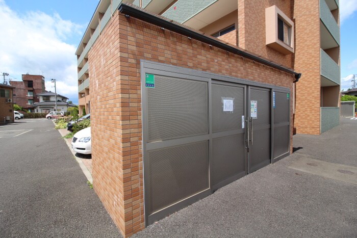 物件外観写真3　(建物設備)