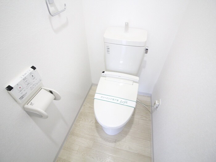 物件内観写真13　(トイレ)