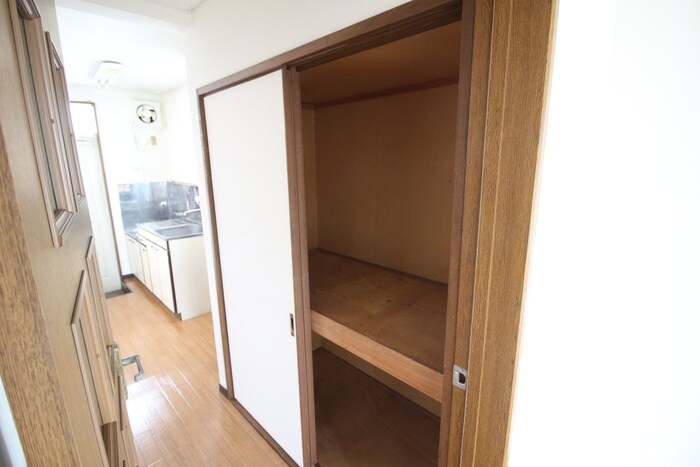 物件内観写真20　(収納)
