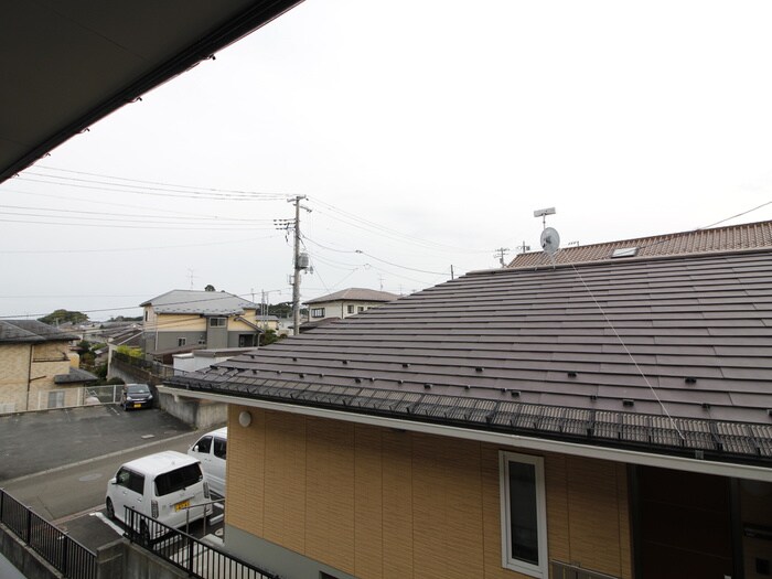 物件内観写真22　(室内からの展望)