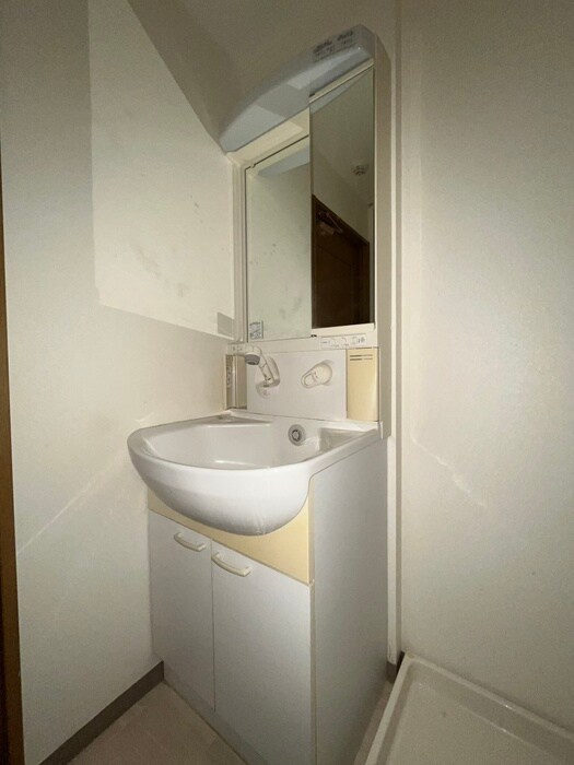 物件内観写真12　(洗面)