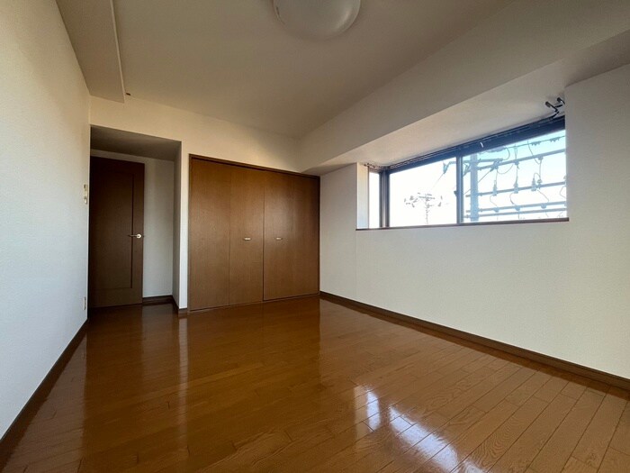 物件内観写真18　(居室)