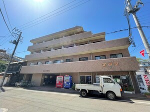 セレーノ定進堂外観写真