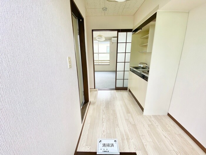 物件内観写真19　(廊下)