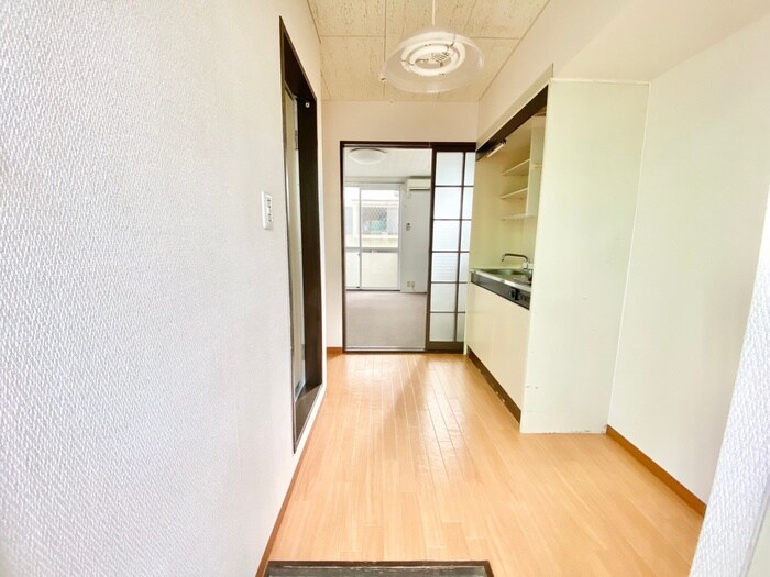 物件内観写真20　(廊下)