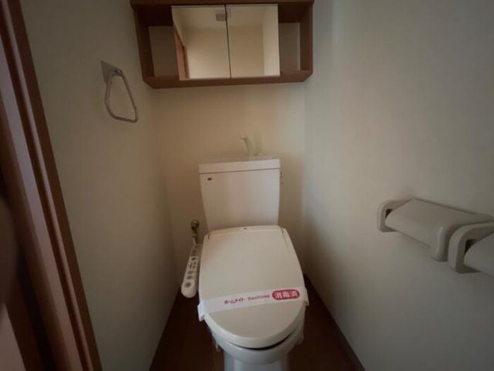 物件内観写真9　(トイレ)