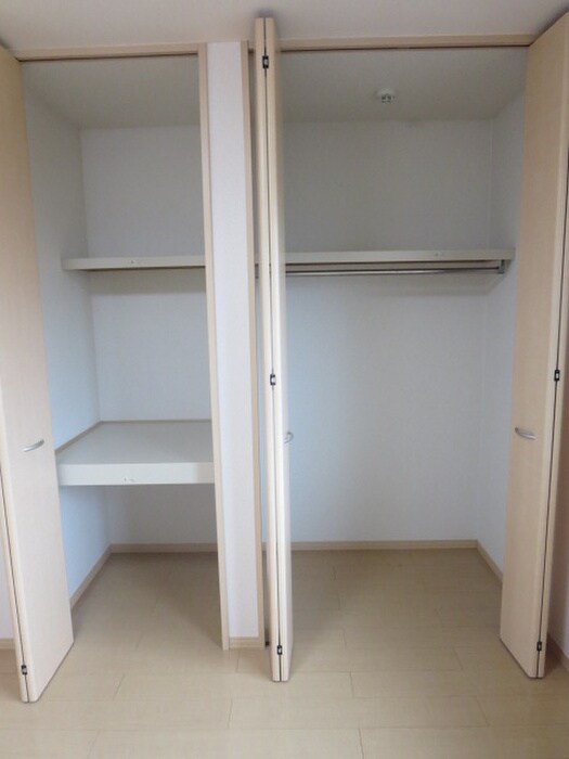 物件内観写真17　(収納)