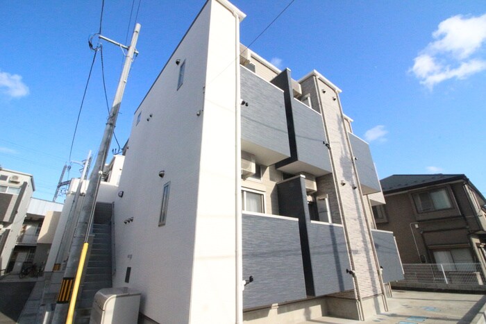 物件外観写真2　(外観写真)