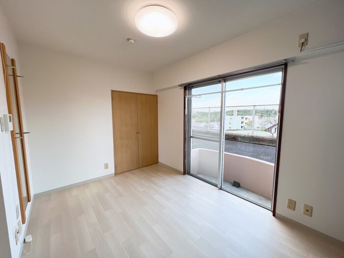 物件内観写真8　(居室)