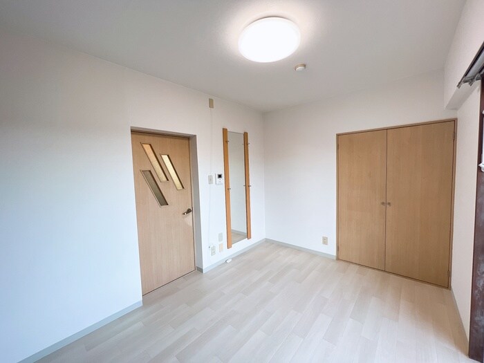 物件内観写真10　(居室)