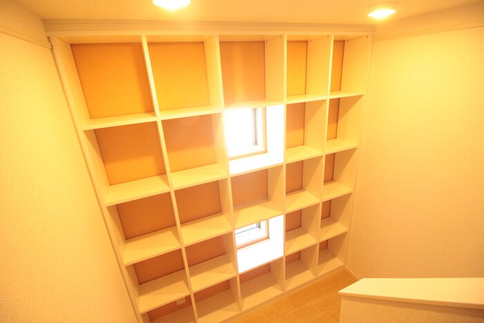 物件内観写真10　(収納)