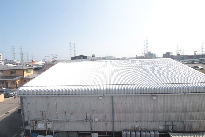 物件内観写真22　(室内からの展望)