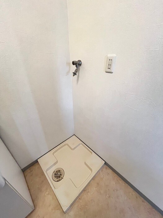 物件内観写真19　(洗濯機置場)