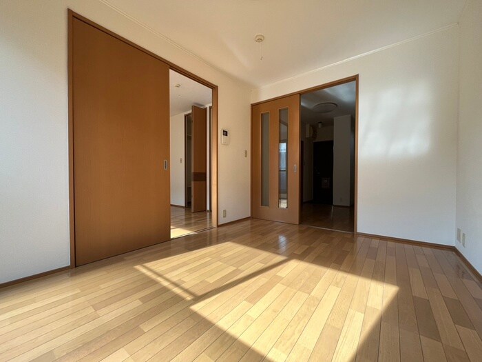 物件内観写真7　(居室)