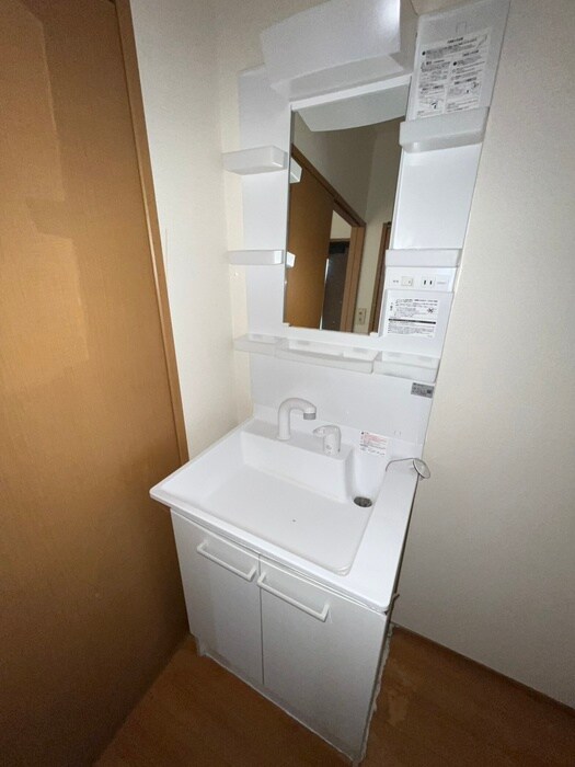 物件内観写真12　(洗面)