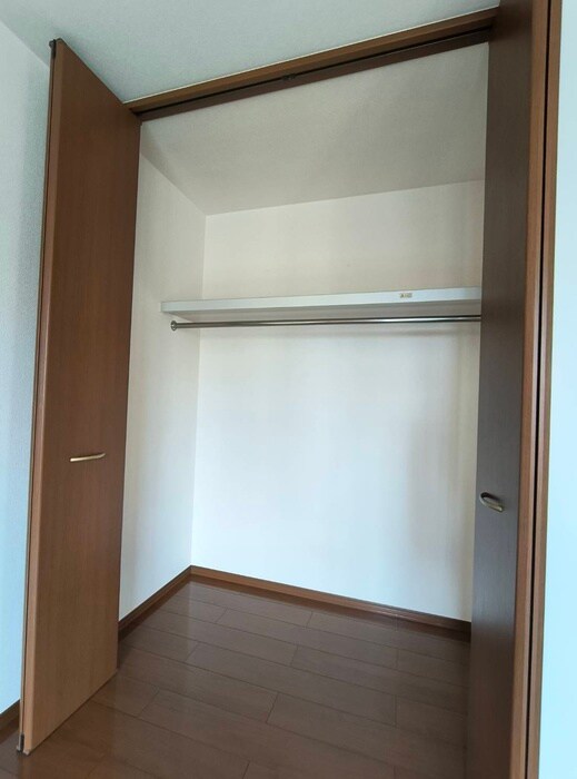 物件内観写真21　(収納)