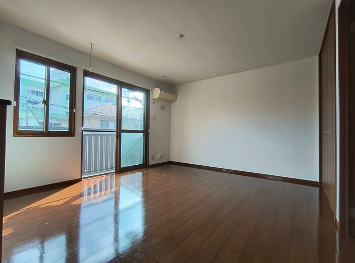 物件内観写真22　(居室)