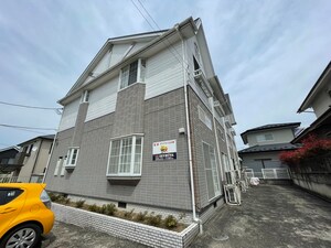 ホワイトキャッスル仲野外観写真