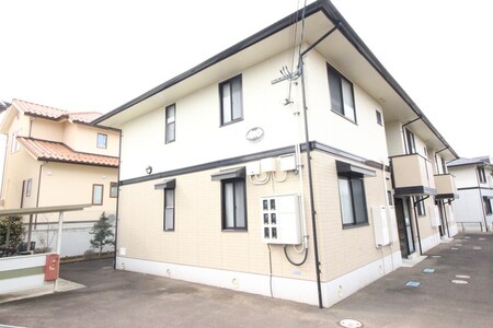 セジュ－ル峰外観写真