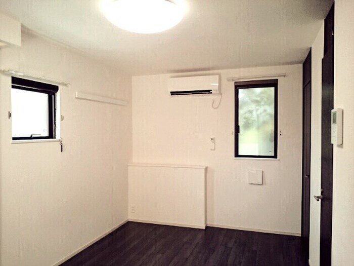 物件内観写真3　(居室)