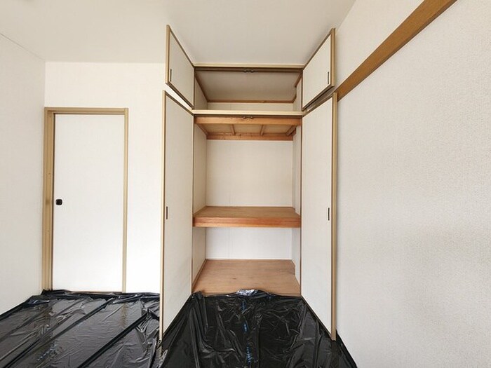 物件内観写真10　(収納)