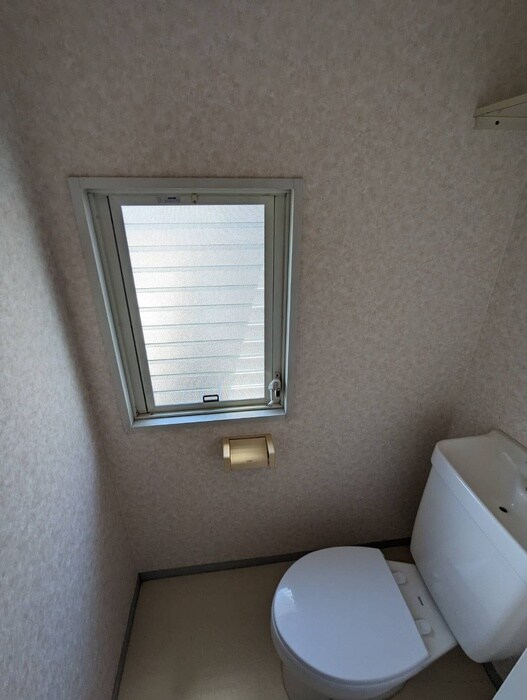 物件内観写真10　(トイレ)