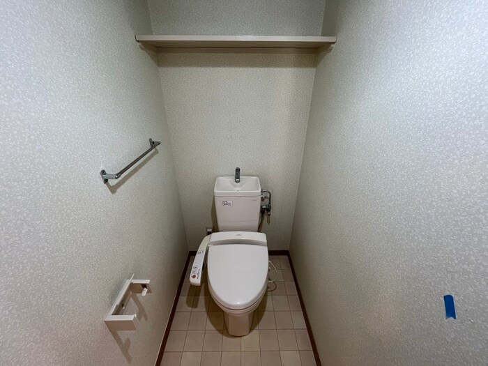 物件内観写真11　(トイレ)