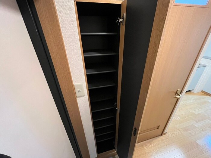 物件内観写真19　(靴箱)