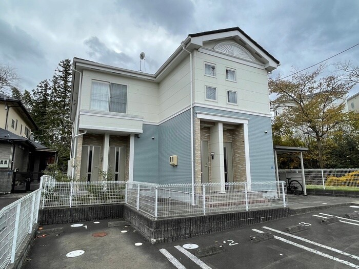 物件外観写真2　(外観写真)