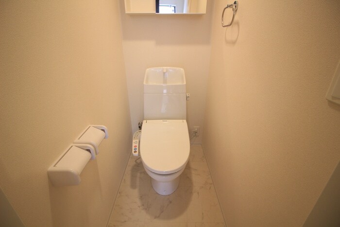 物件内観写真12　(トイレ)