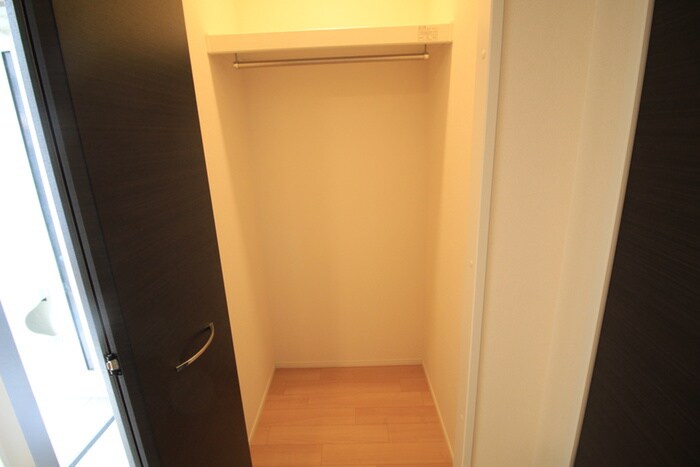 物件内観写真15　(収納)