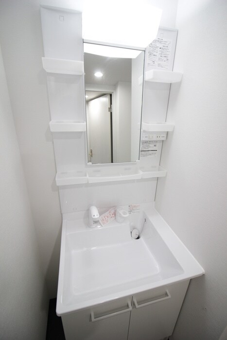 物件内観写真12　(洗面)