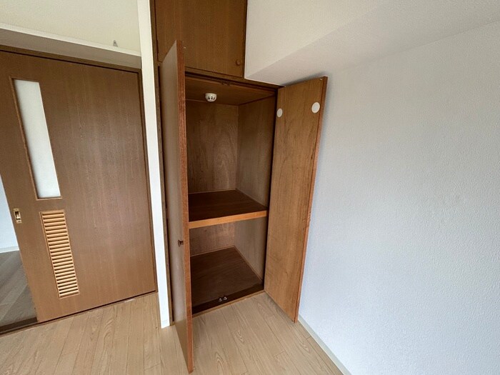 物件内観写真16　(収納)