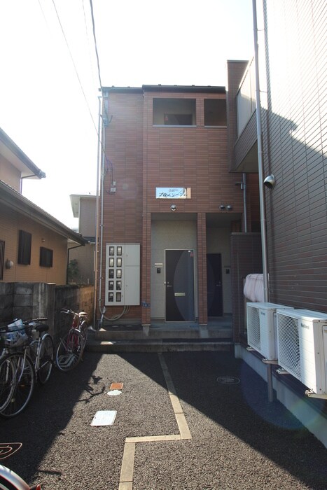 物件外観写真2　(外観写真)