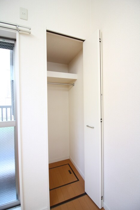 物件内観写真10　(収納)