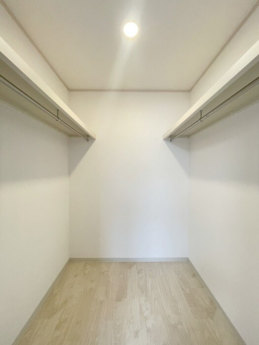 物件内観写真16　(収納)