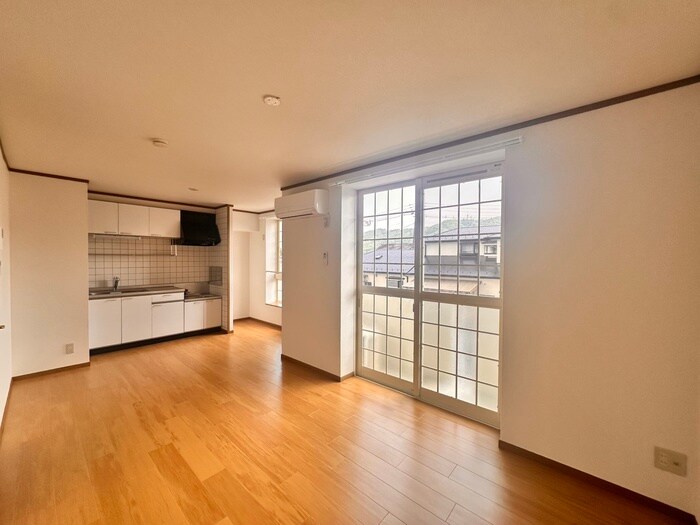 物件内観写真7　(居室)