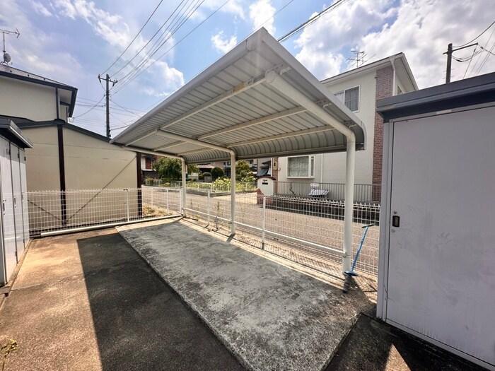 物件外観写真6　(駐輪場)